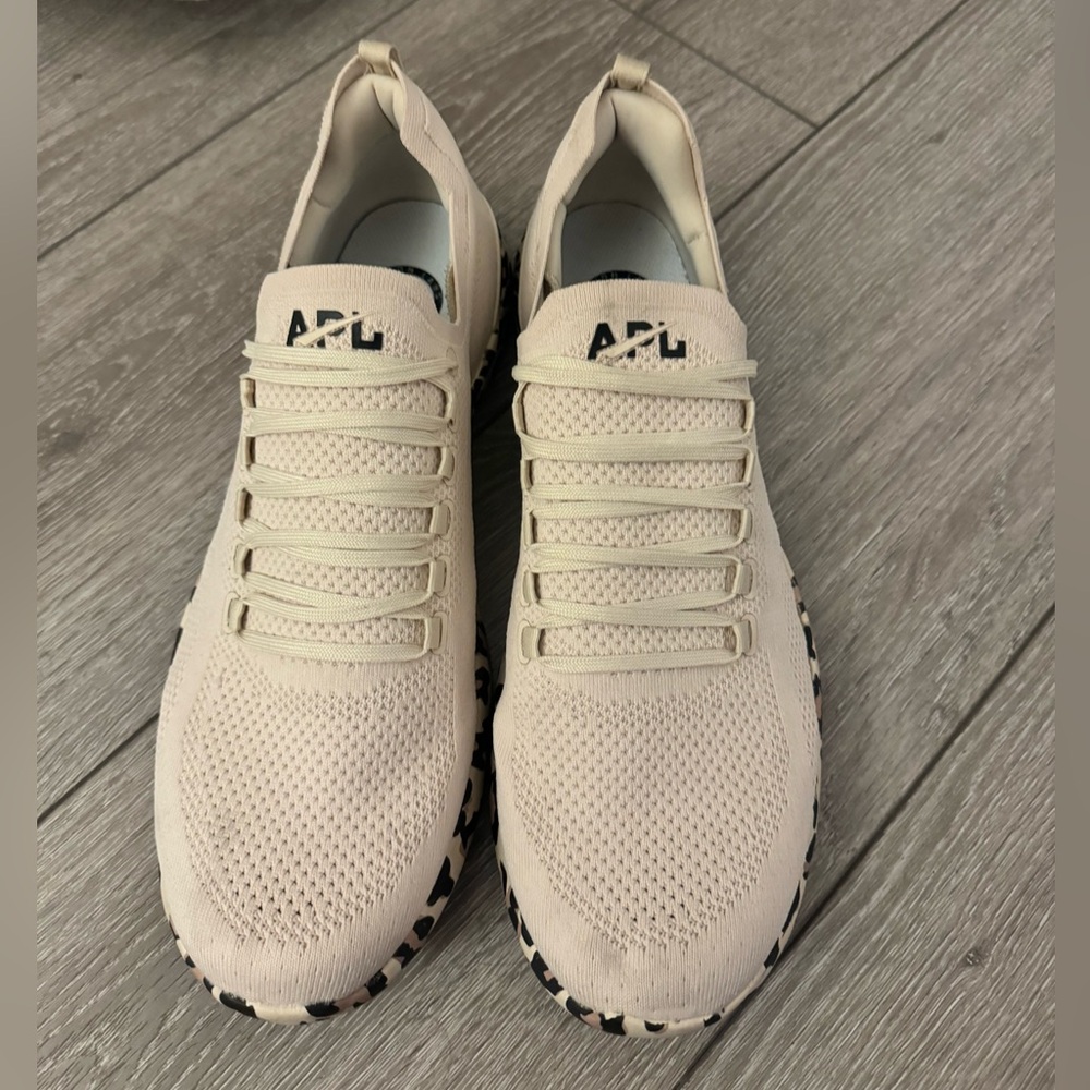 Men’s APL Techloom Breeze in Parchment/Leopard